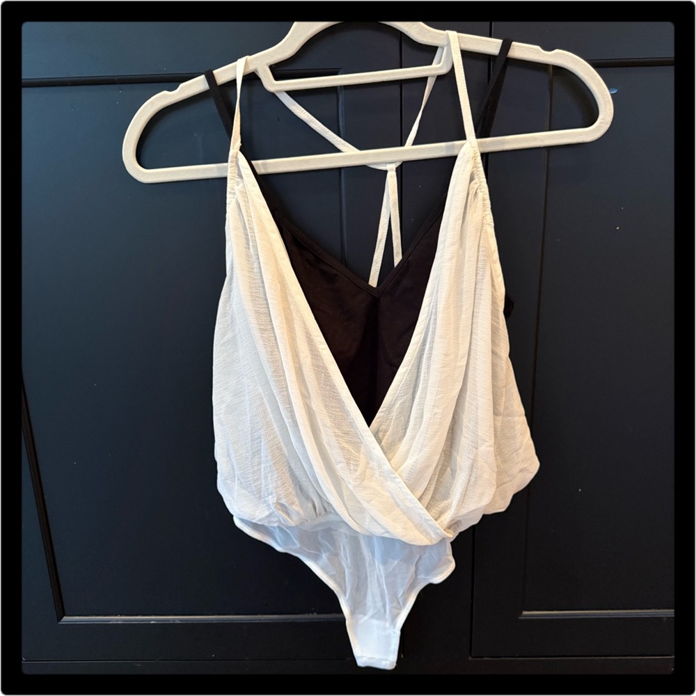 ❤️NWOT Free People Two Layer Strapless Black w/ White overlay Bodysuit Small❤️